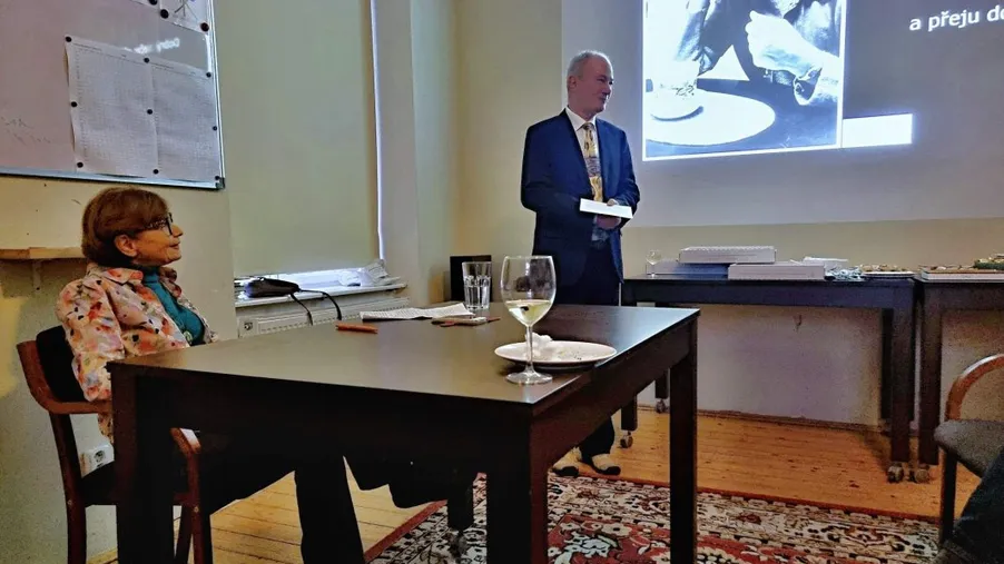 Farní společenský večer s Janou Knitlovou